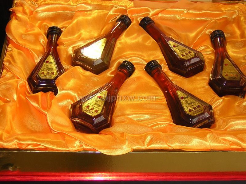 ����׳��-¹����-��˿�ˣ����ϣ�����Ƽ����޹�˾